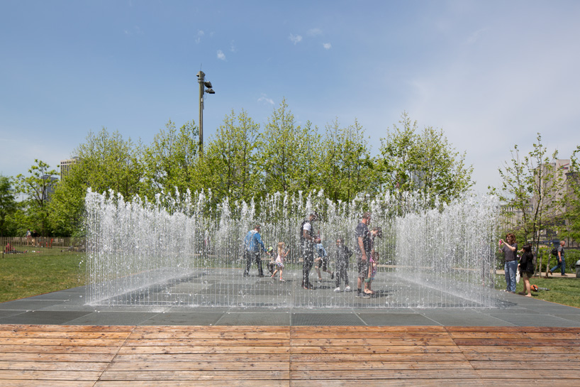 please-touch-the-art-jeppe-hein-designboom-04