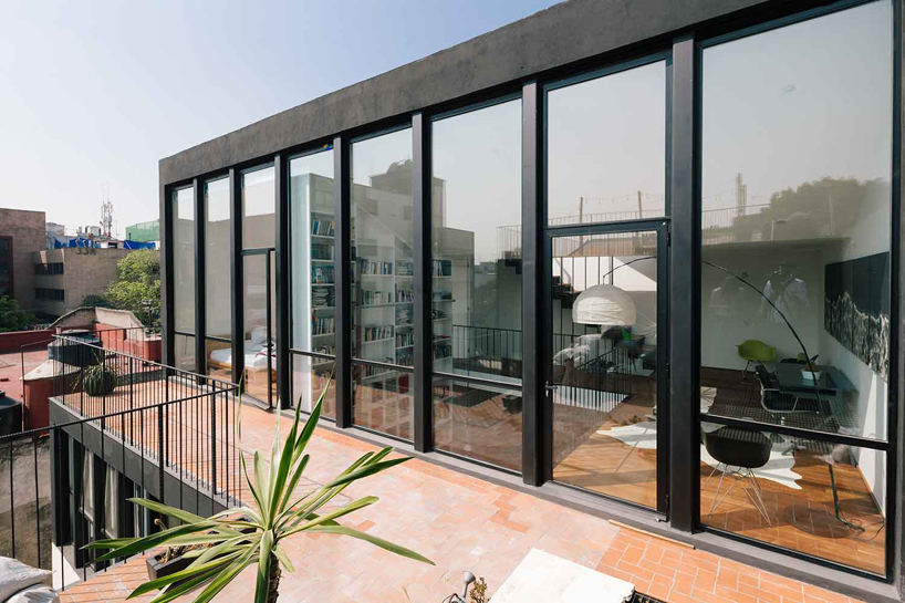 reurbano-housing-project-cadaval-sola-morales-mexico-designboom-02