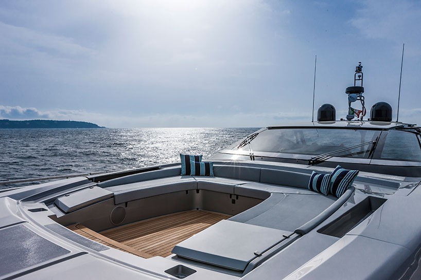 riva-88florida-designboom-06