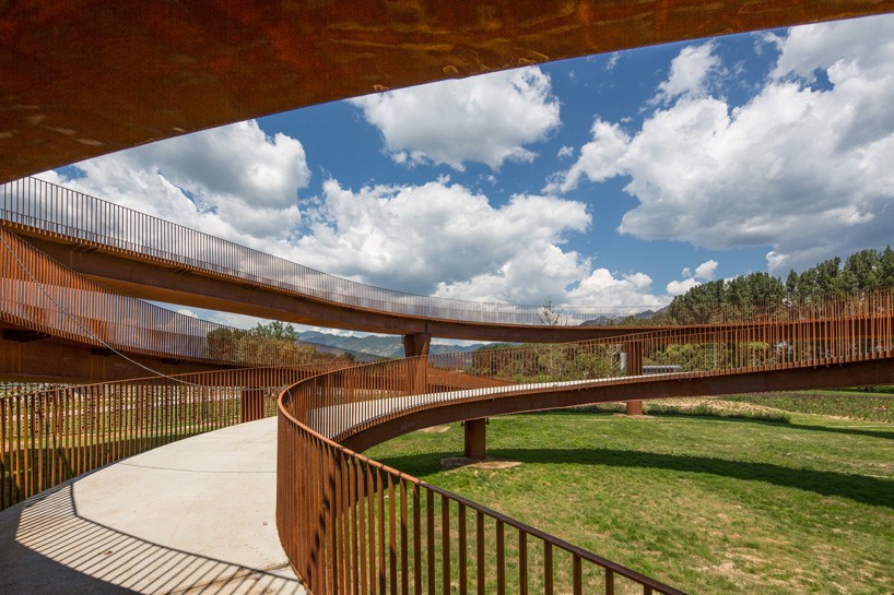 archea associati yanqing grape expo china designboom