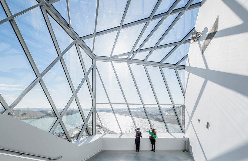 coop himmelblau musee des confluences lyon france designboom