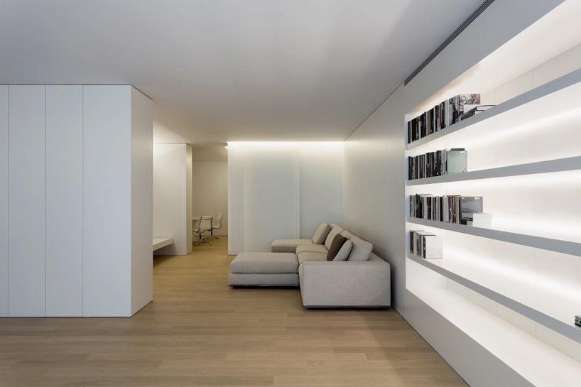 fran silvestre arquitectos casa antiguo reino house valencia designboom