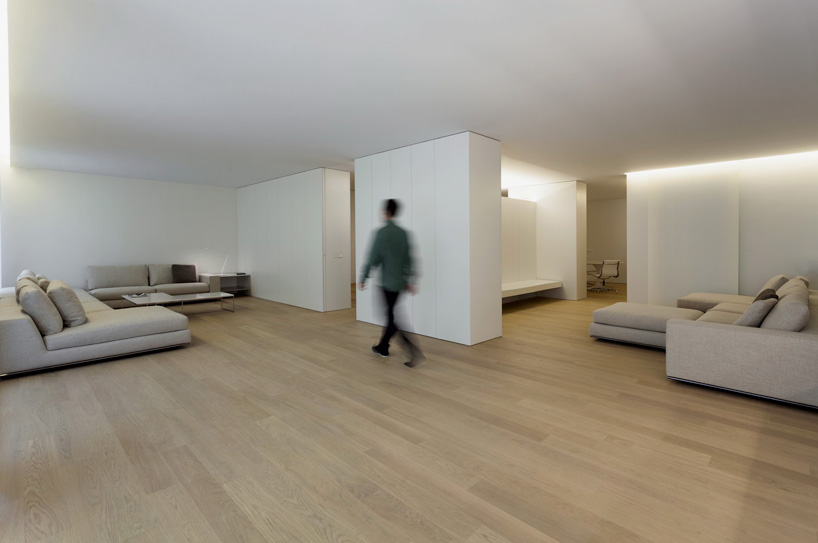 fran silvestre arquitectos casa antiguo reino house valencia designboom