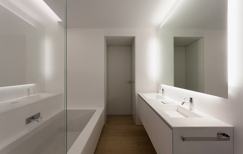 fran silvestre arquitectos casa antiguo reino house valencia designboom