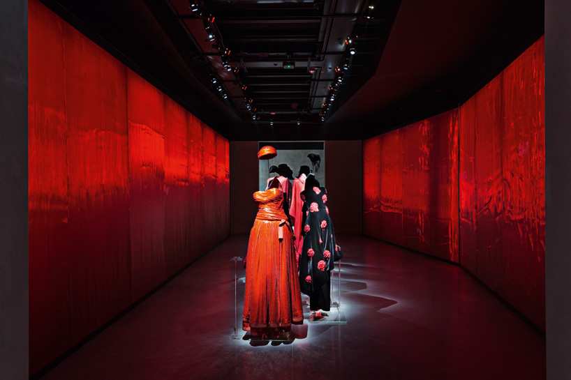 giorgio armani silos milan exhibition space designboom