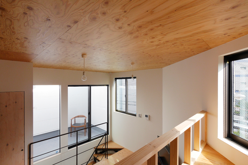 house-in-chiyosaki-coo-planning-japan-designboom-02