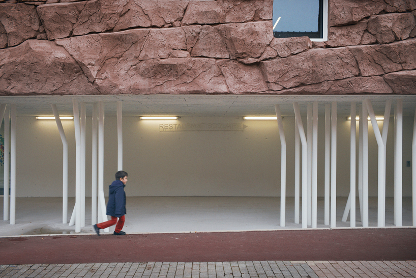 le-roc-canteen-d'houndt-and-bajart-architects-france-designboom-02