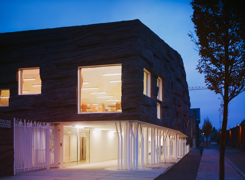 le-roc-canteen-d'houndt-and-bajart-architects-france-designboom-02