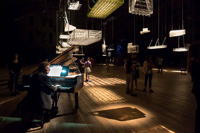 philippe parreno park avenue armory