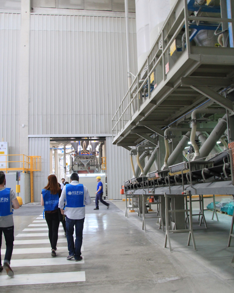 refin-factory-tour-modena-designboom-02