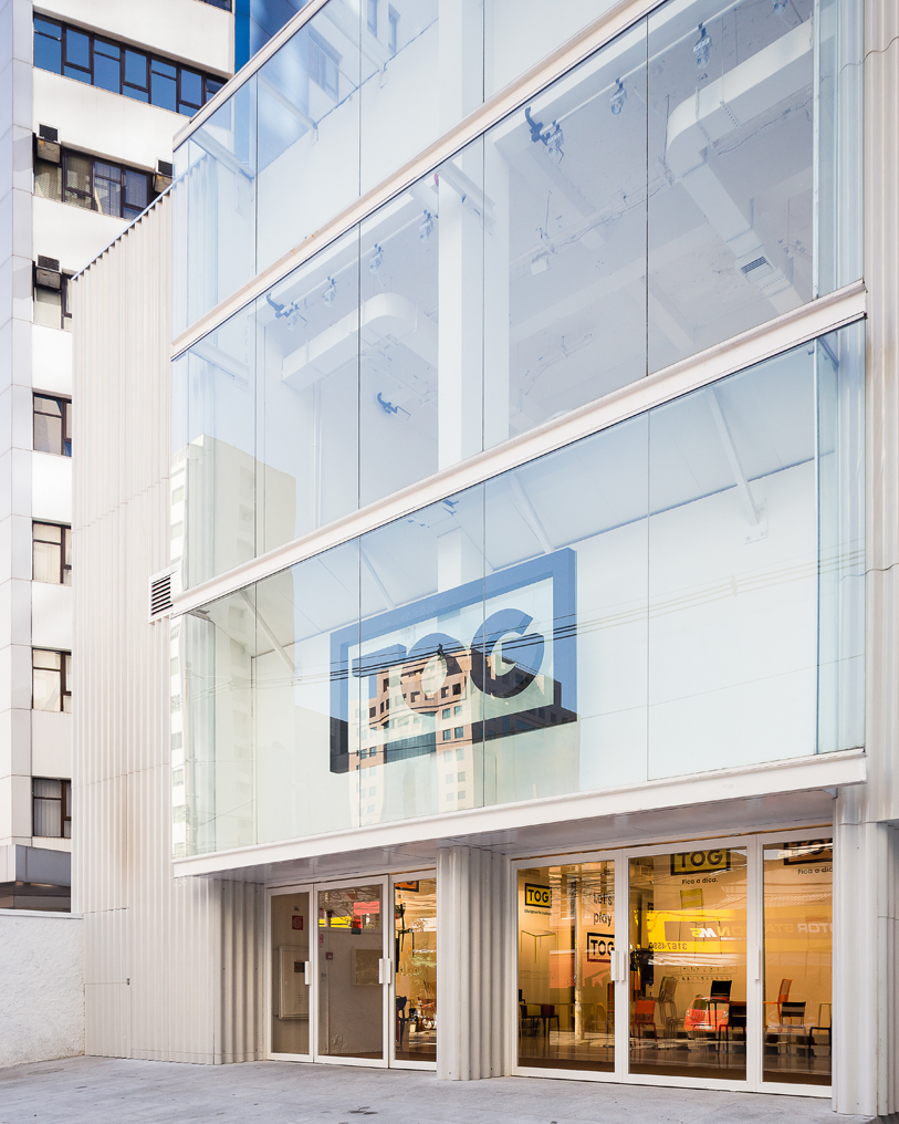 tog-flagship-sao-paolo-triptyque-philippe-starck-designboom-02