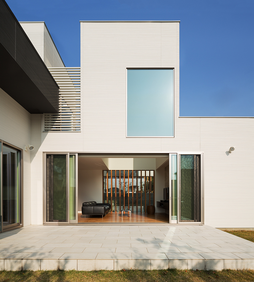 N8-house-masahiko-sato-nagasaki-japan-designboom-02