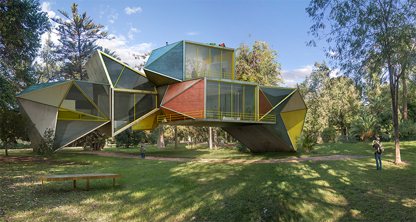 dionisio-gonzalez-trans-actions-architecture-designboom-02