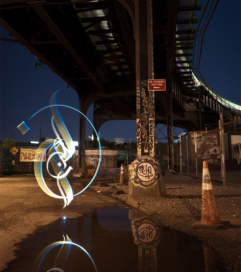 julien-breton-light-painted-calligraphy-designboom-003