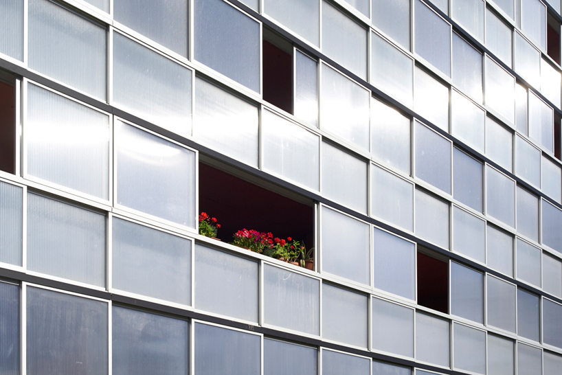 lan-architecture-saint-hilaire-france-designboom-02