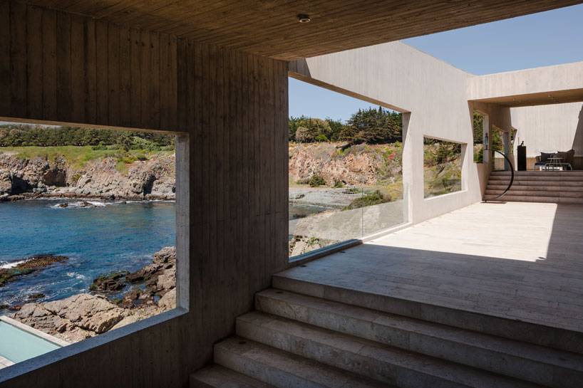 bahia-azul-house-filip-assadi-chile-designboom-02