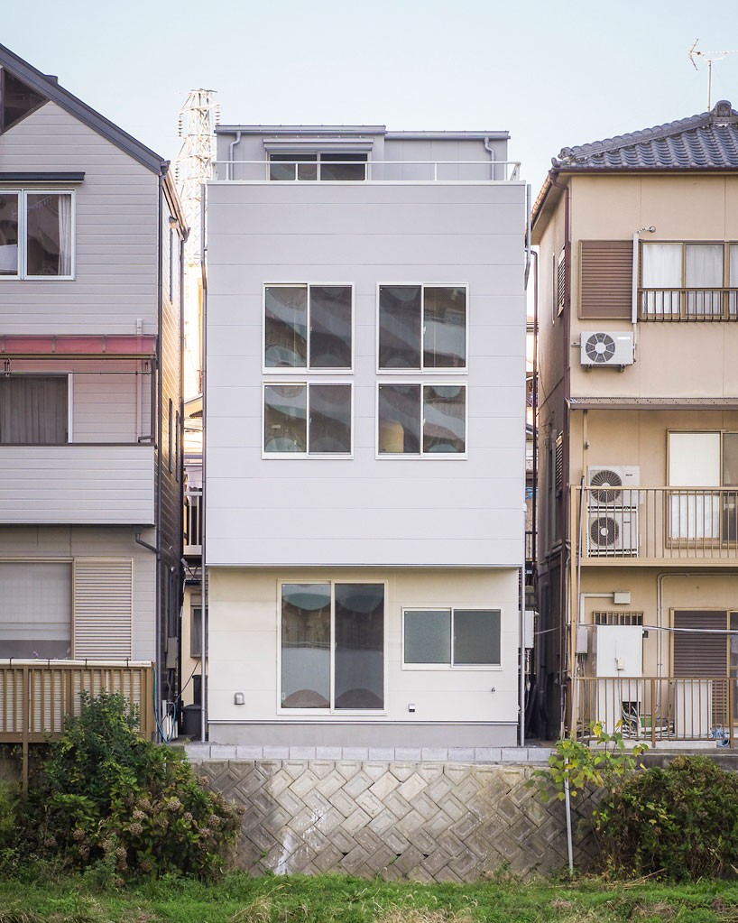 coo-planning-house-in-sayama-osaka-japan-designboom-01