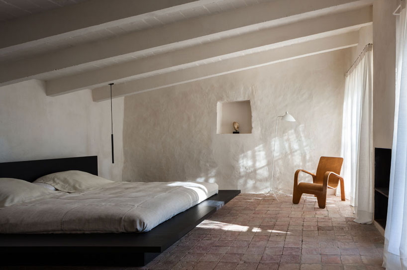 francesc-rife-studio-house-in-l'emporda-spain-designboom-02