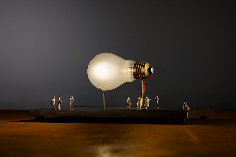 i-ricchi-poveri-monument-for-a-bulb-ingo-maurer-designboom