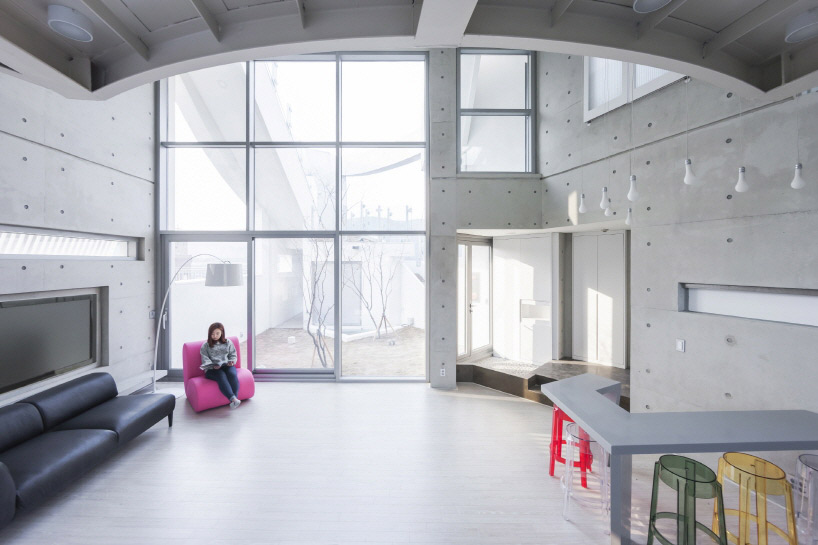 IROJE KHM architects archi-fiore building gyeonggi seoul korea designboom