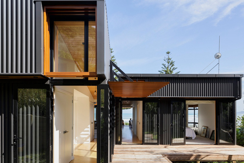 offSET shed house in new zealand by irving smith architects
