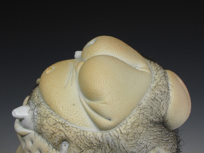 jason briggs grotesque porcelain_designboom_008