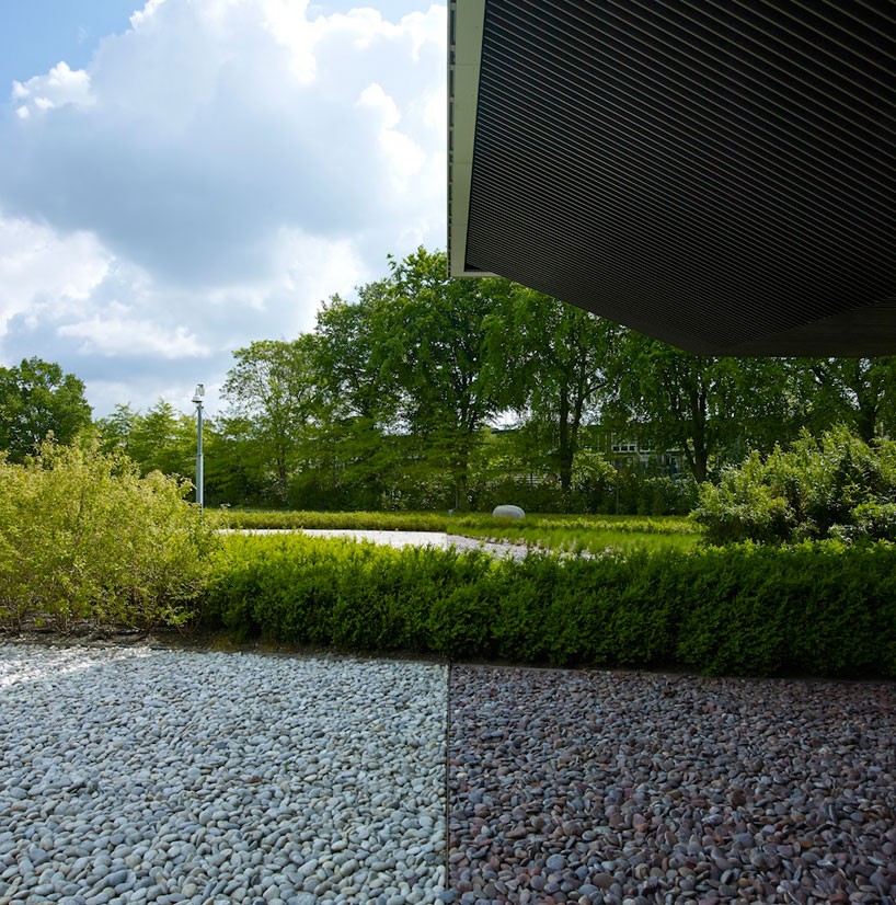 mateo-arquitectura-PGGM-HQ-zeit-holland-designboom-04