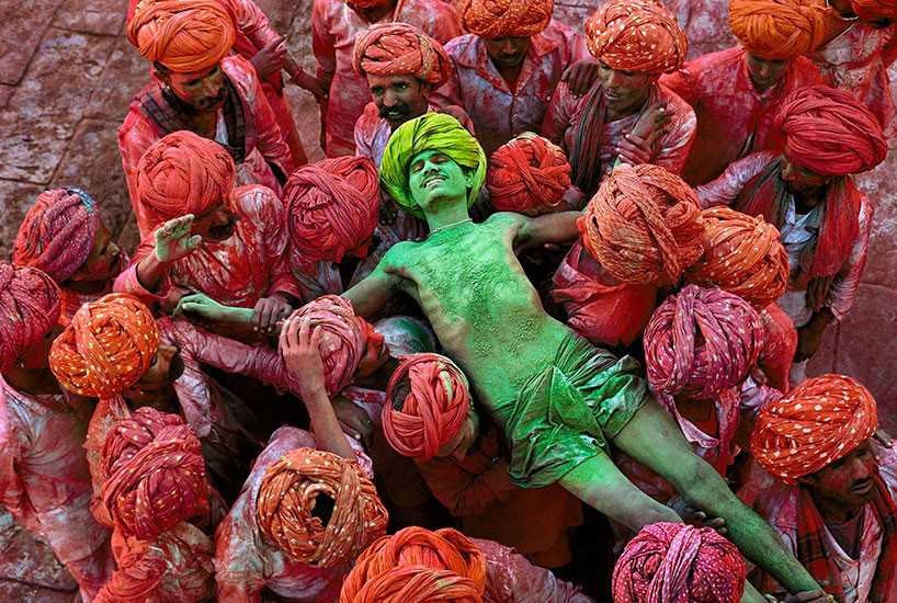 steve-mccurry-interview-photographer-designboom-12