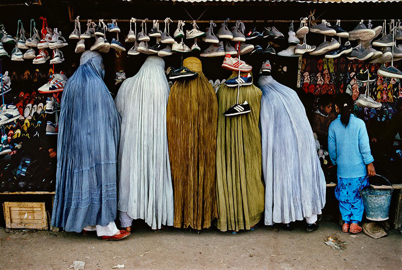 steve-mccurry-interview-photographer-designboom-13