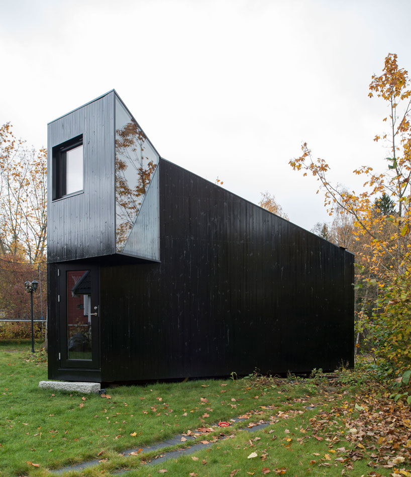JVA-architects-writer's-cottage-2-oslo-designboom-02