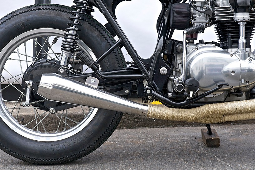 deus-ex-machina-the-red-pill-motorcycle-surfboard-designboom-08