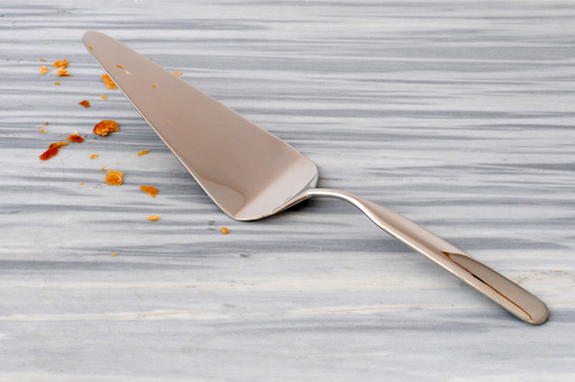 inga sempe_collo-alto_alessi_designboom_008