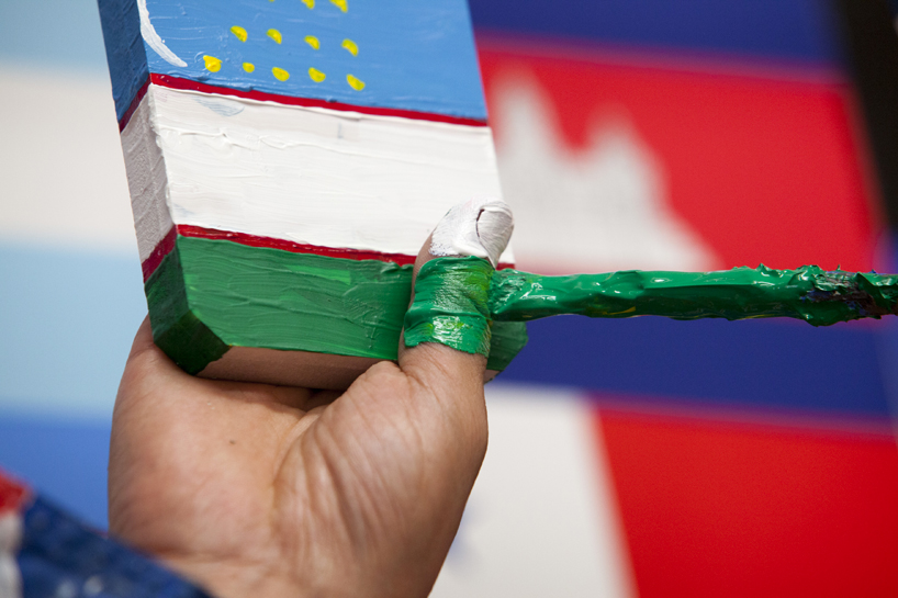 liu-bolin-united-nationals-global-goals-campaign-designboom-02