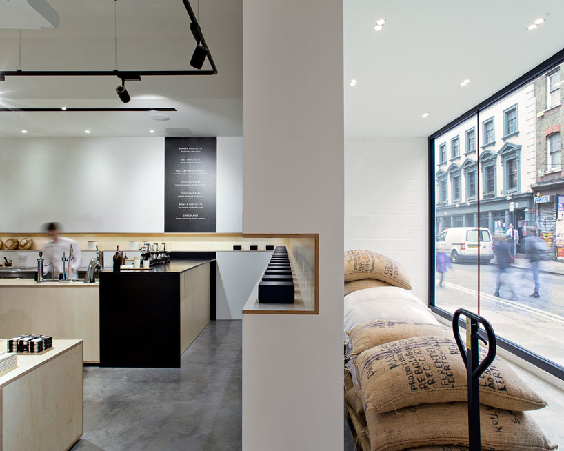mast-brothers-shoreditch-store-london-designboom-02
