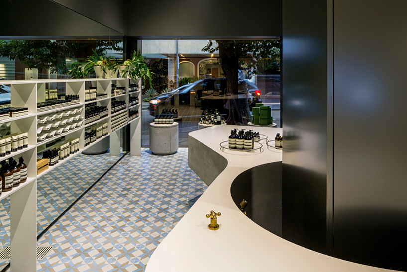 metro arquitetos associados aesop interiors oscar freire sao paulo brazil designboom
