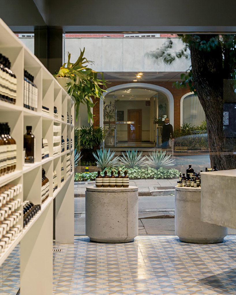 metro arquitetos associados aesop interiors oscar freire sao paulo brazil designboom