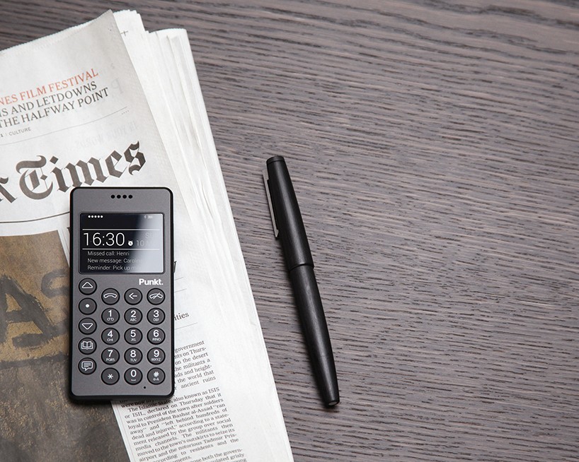 punkt-jasper-morrison-mp-01-mobile-phone-designboom-04