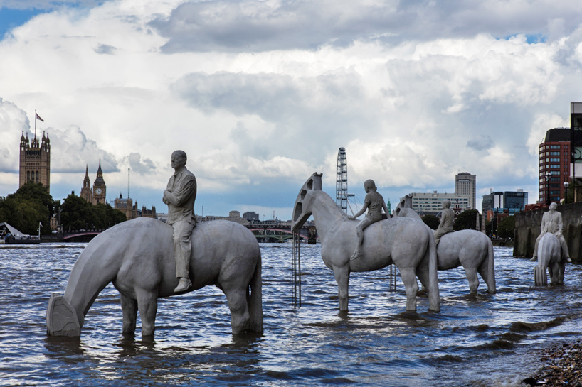 the-rising-tide-jason-decaires-taylor-london-designboom-02
