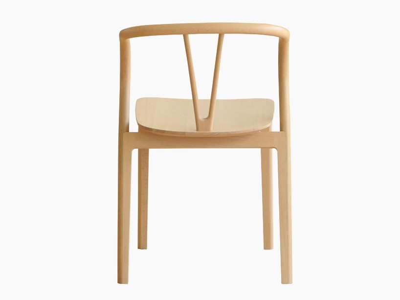 tomoko azumi ercol flow chair designboom