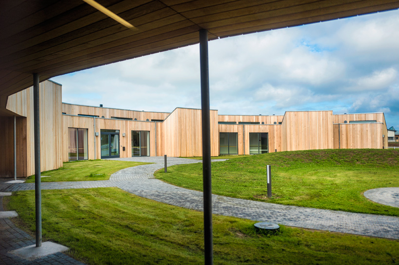 open reaction exhibition open architecture spirit of space chicago architecture biennial designboom