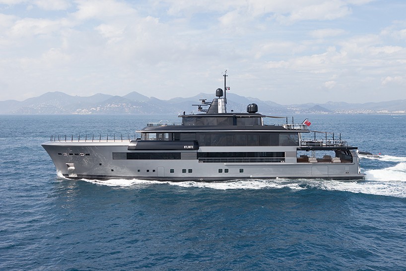 CRN-55m-atlante-luxury-yacht-designboom-03