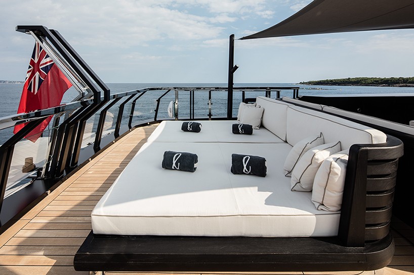 CRN-55m-atlante-luxury-yacht-designboom-13