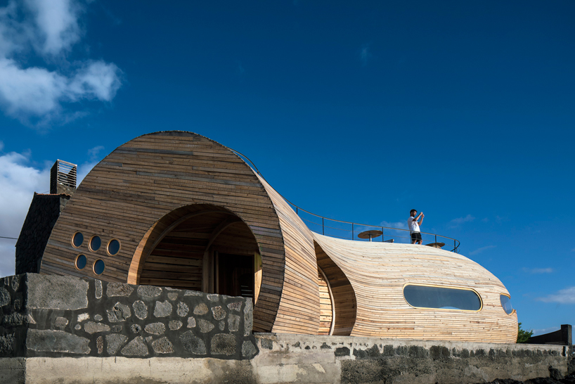 FCC-arquitectura-and-paulo-lobo-cellabar-portugal-designboom-02