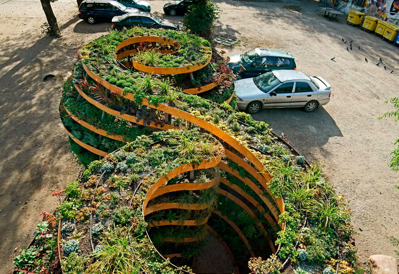 infinite green ecosculpture by polish artist adam kalinowski