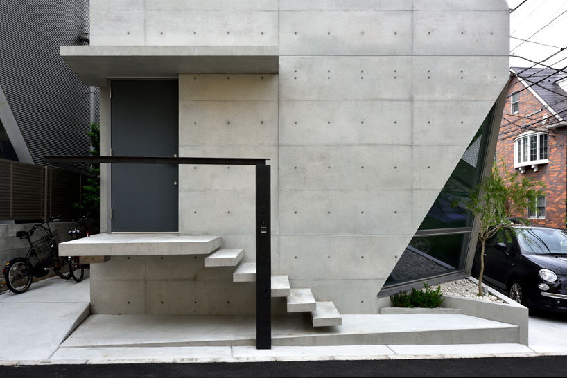 atelier-tekuto-t-torso-c-house-japan-designboom-02