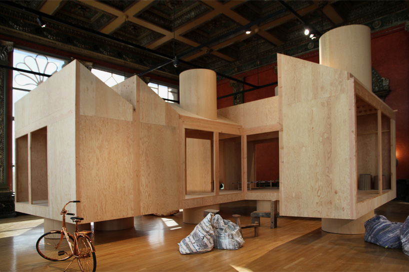 chicago architecture biennial 2015 MOS architects no.11 corridor house designboom
