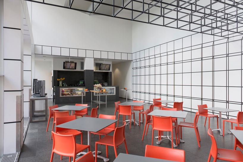 chicago architecture biennial johnston marklee grid is a grid is a grid is a grid MCA chicago designboom