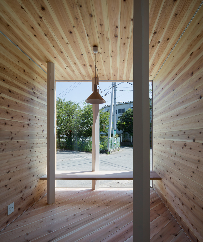 container-design-tokushima-hako-megane-house-japan-designboom-02