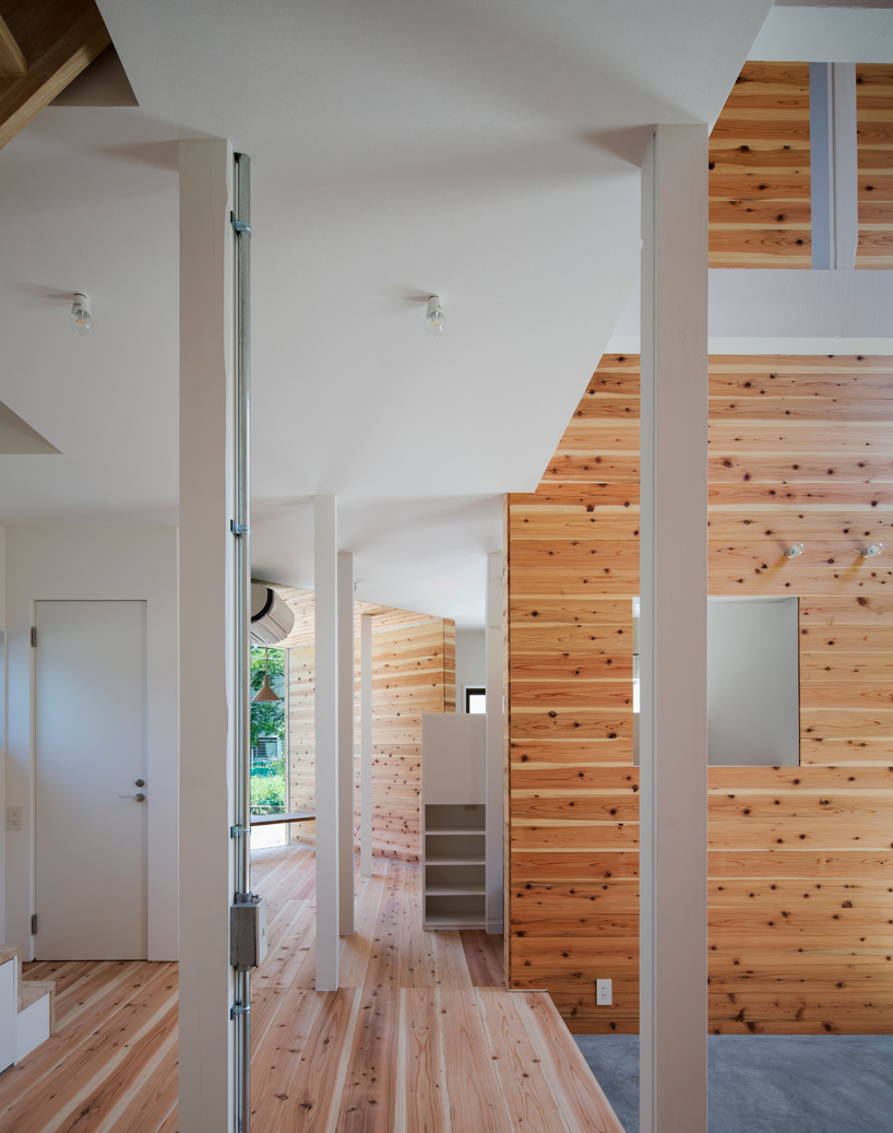 container-design-tokushima-hako-megane-house-japan-designboom-02