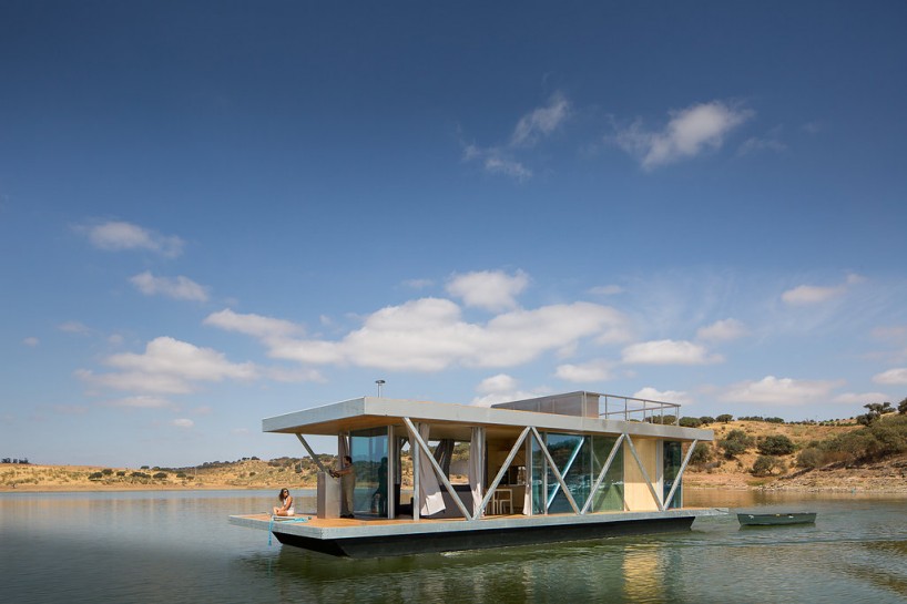 friday develops modular floating house for weekend getaways